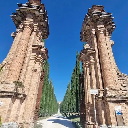 Arkham Апартаменты Амелиа